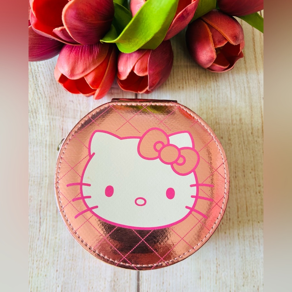Hello Kitty Pink Metallic Round Zipper Travel Jewelry Case